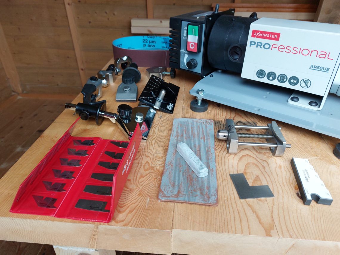 Axminster Professional Ultimate Edge Sharpening System