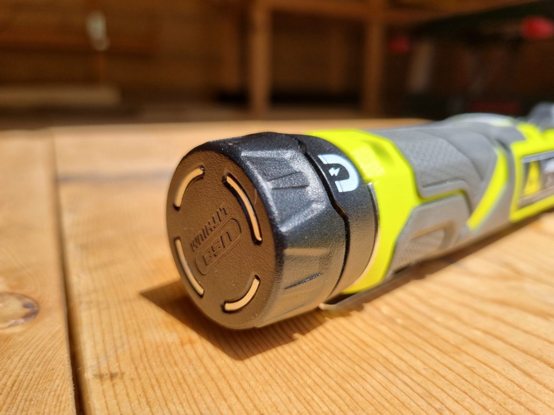 Ryobi RLP4-120G 4V Cordless Pivoting Light