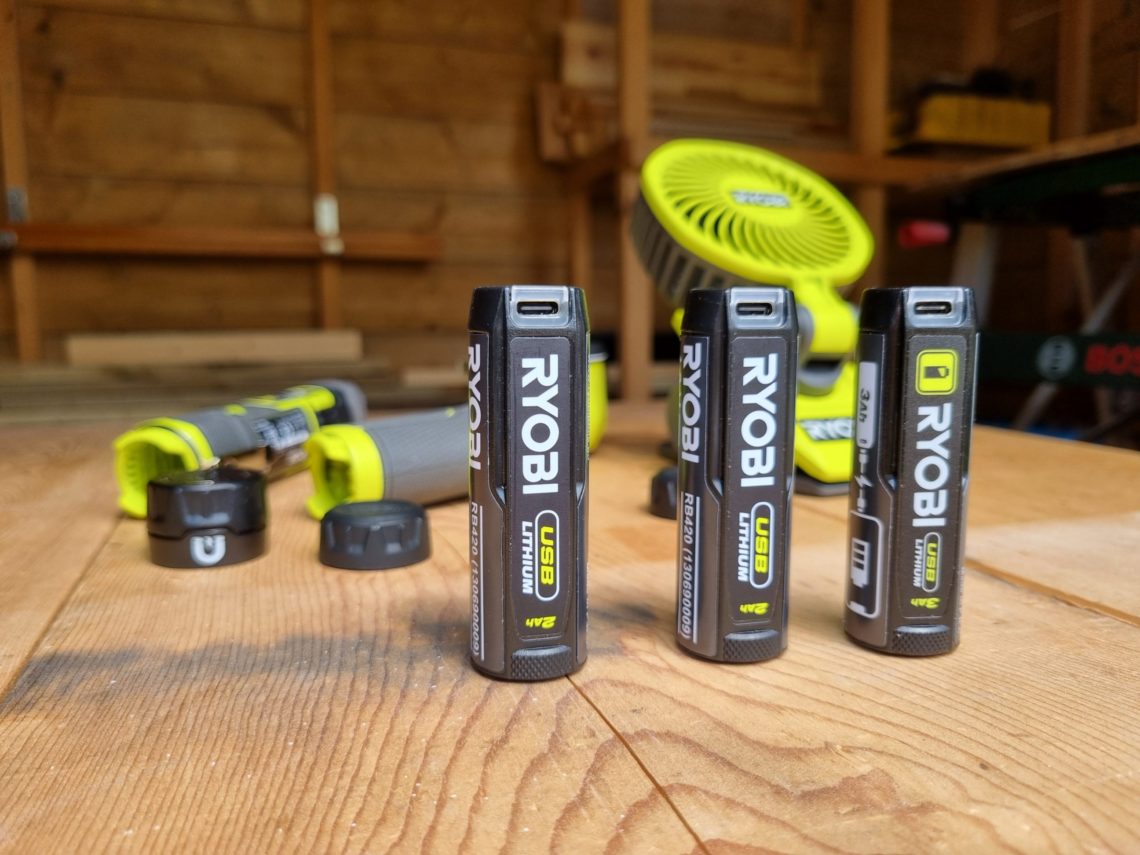 Ryobi RB4L30 4V 3.0Ah Battery Power Bank