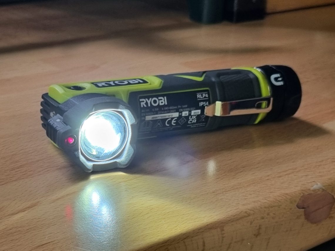 Ryobi RLP4-120G 4V Cordless Pivoting Light